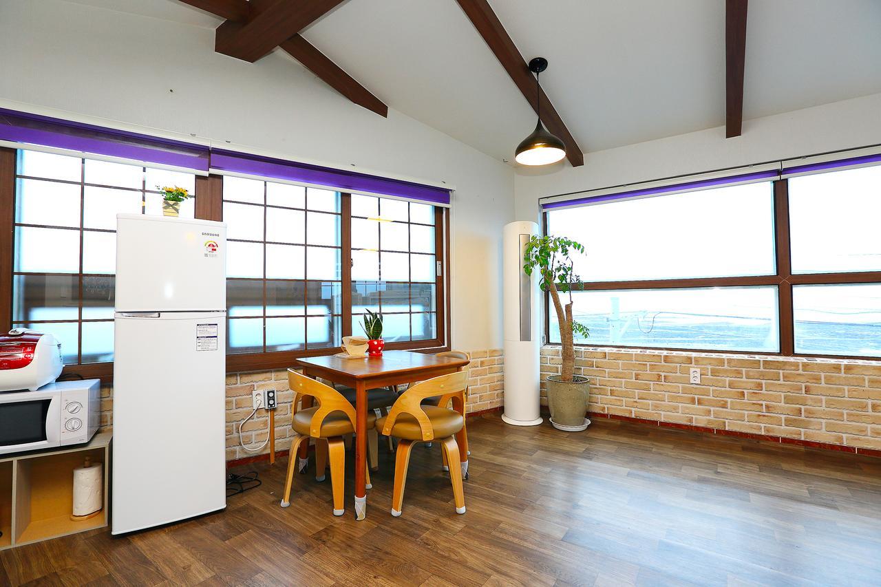 Gyeryonggil Pension Jeju Extérieur photo