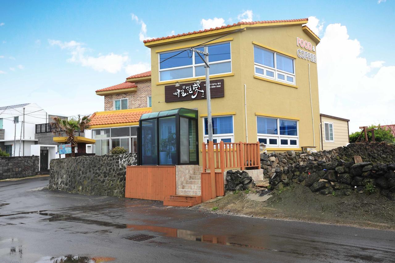 Gyeryonggil Pension Jeju Extérieur photo